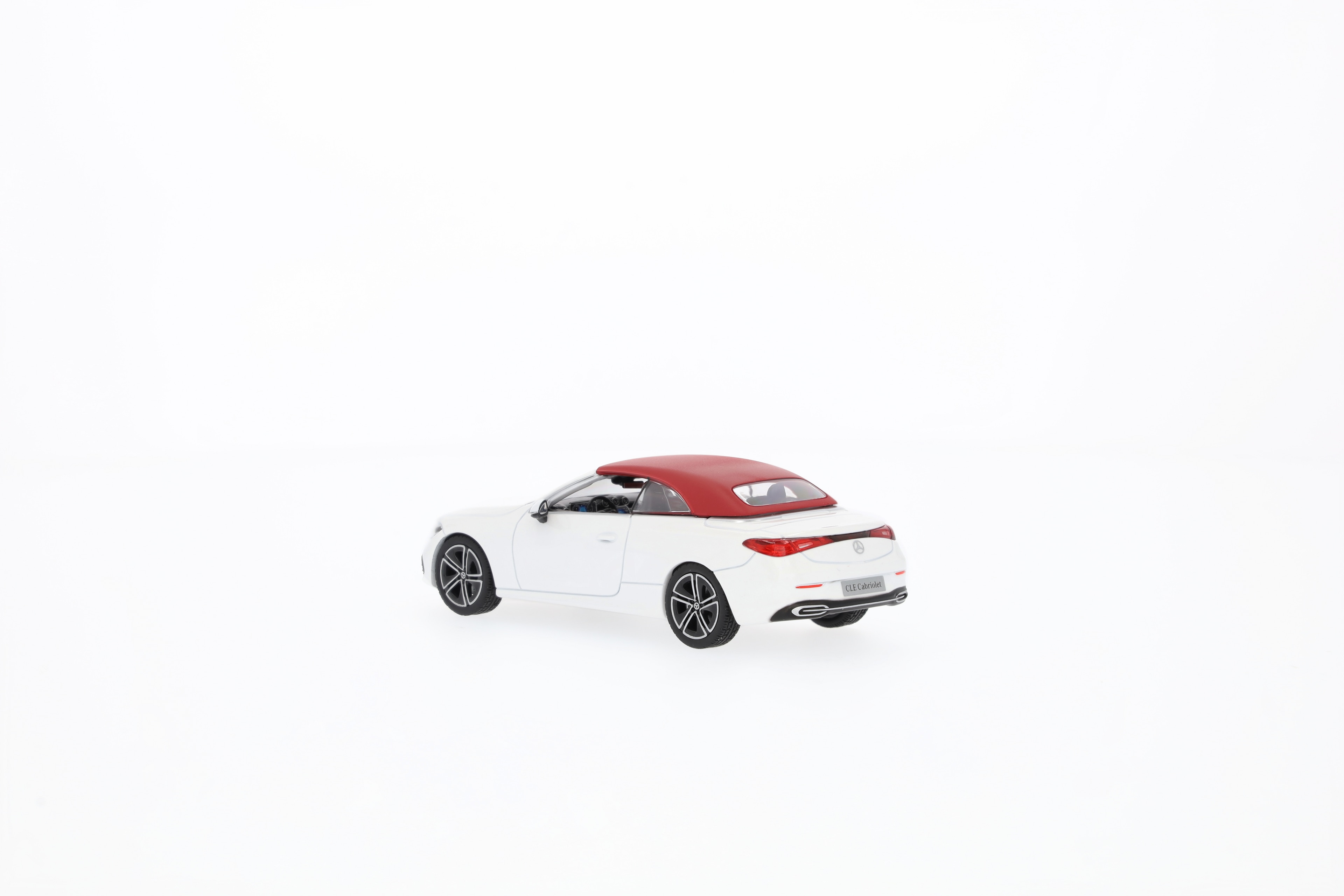 CLE cabrio, AVANTGARDE, A236 - MANUFAKTUR blanco opalita bright, Norev, 1:43