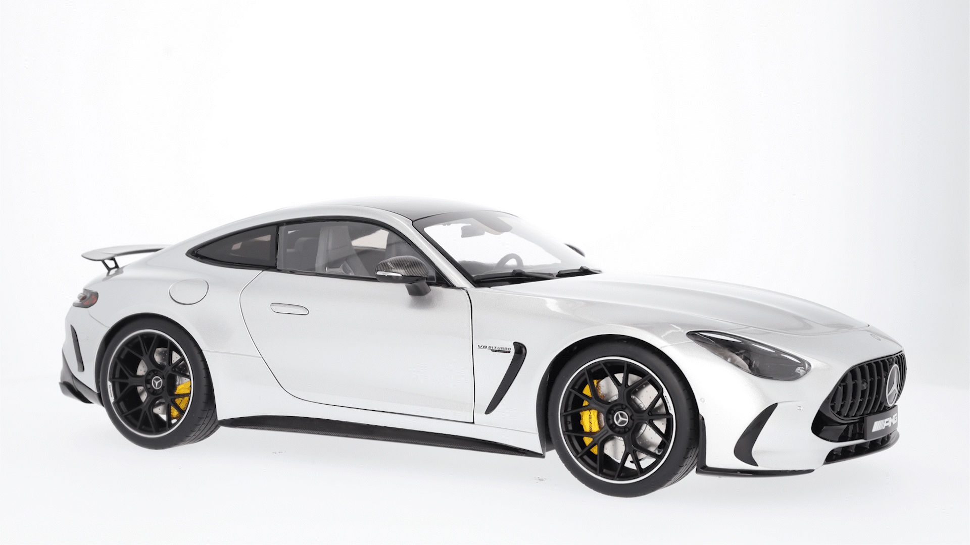 Mercedes-AMG GT 63 4MATIC+ - plata hightech, NZG, 1:12