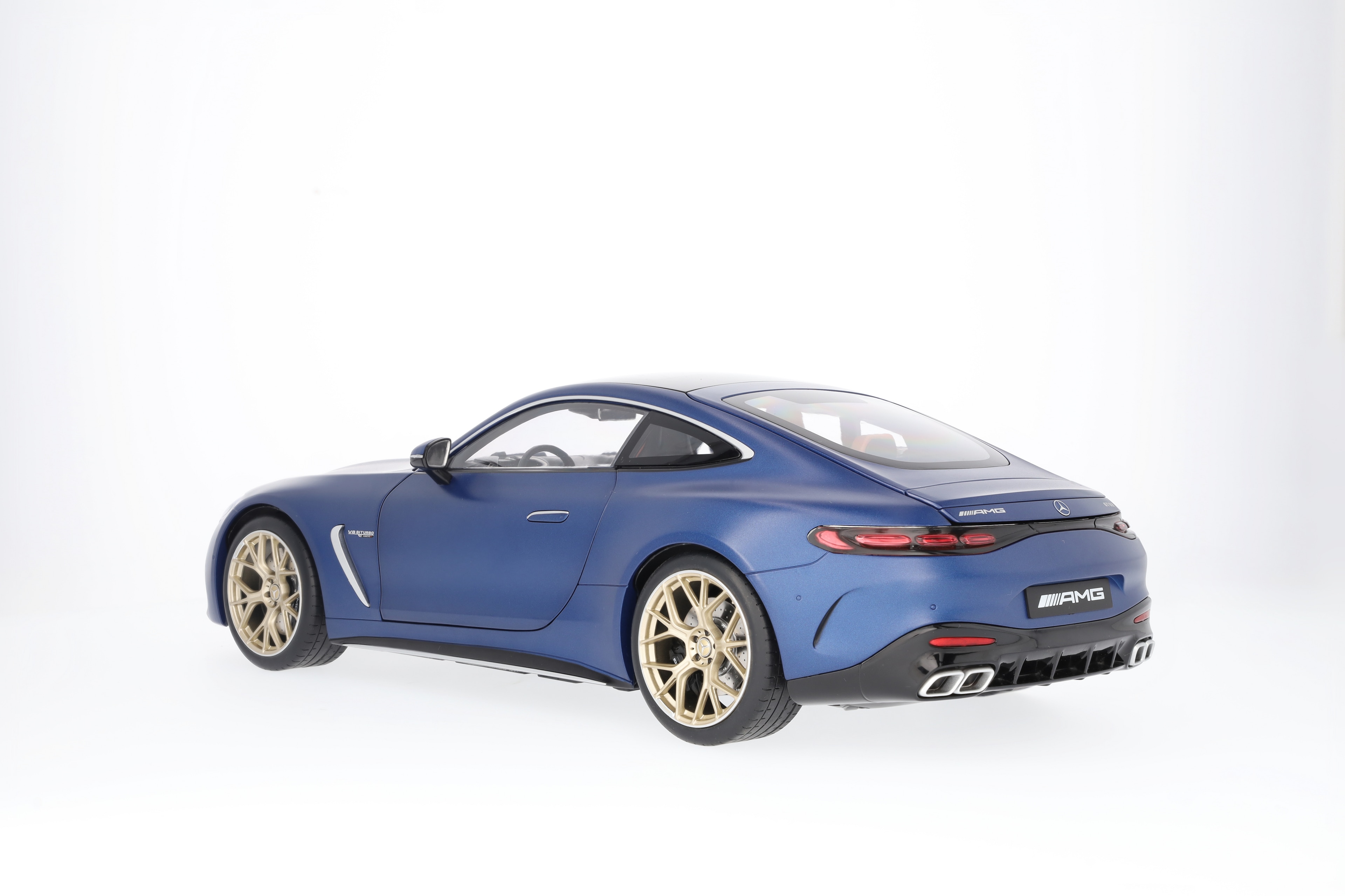 Mercedes-AMG GT 63 4MATIC+ - MANUFAKTUR azul espectral magno, NZG, 1:12
