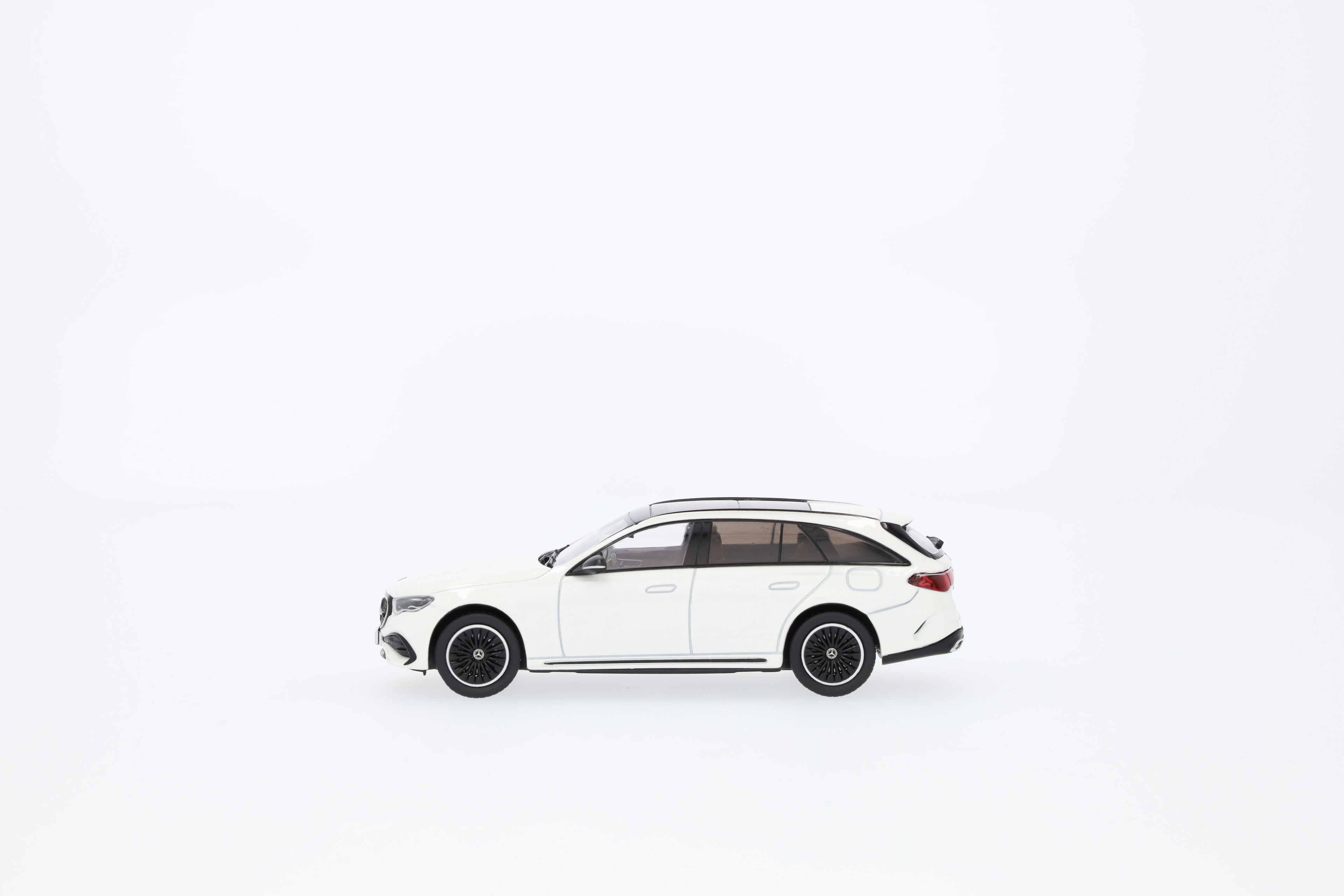 Clase E, Estate, AMG Line, S214 - G manufaktur blanco opalita bright, iScale, 1:43