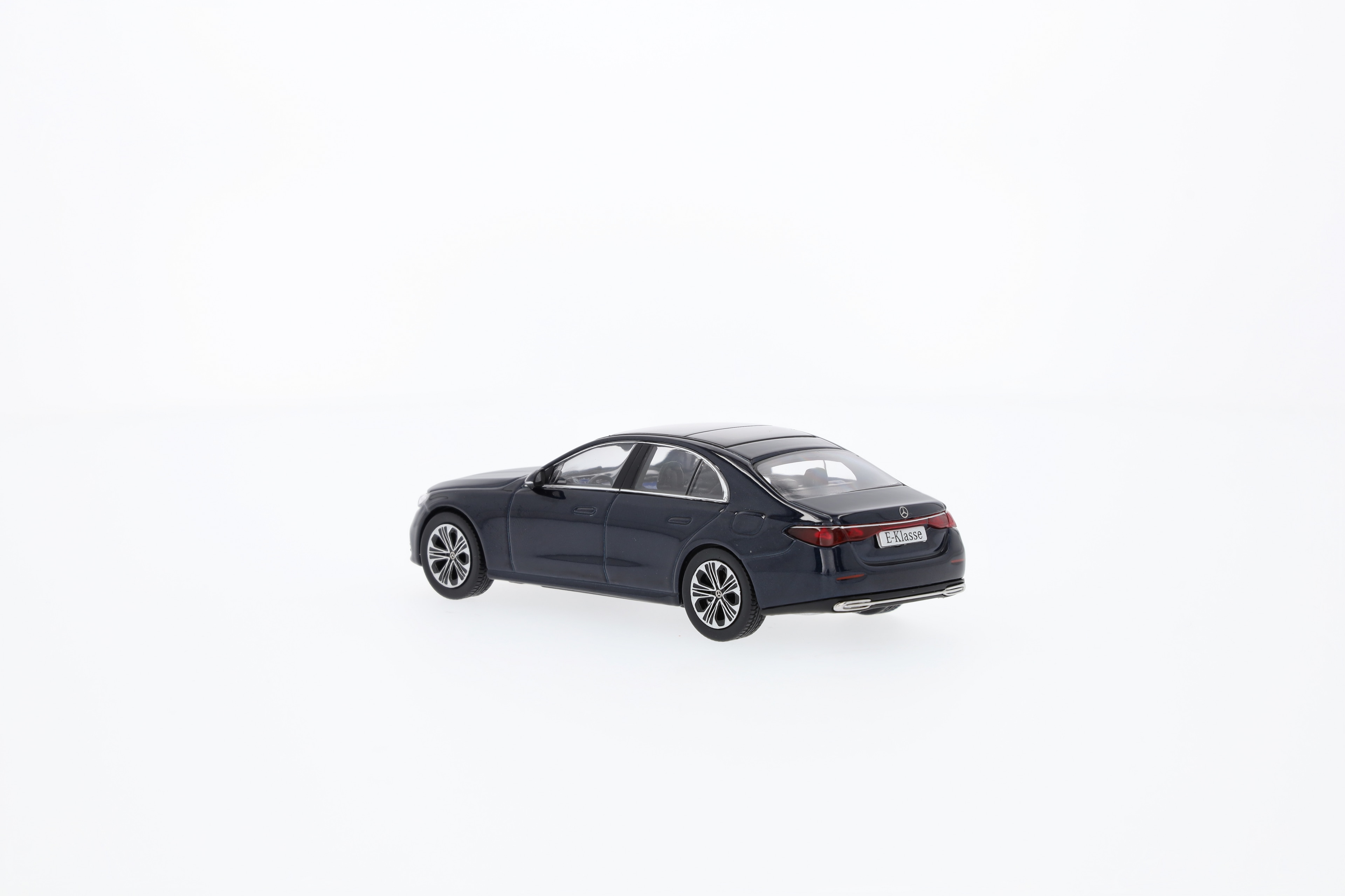 Clase E, Berlina, AVANTGARDE, W214 - azul náutico, iScale, 1:43