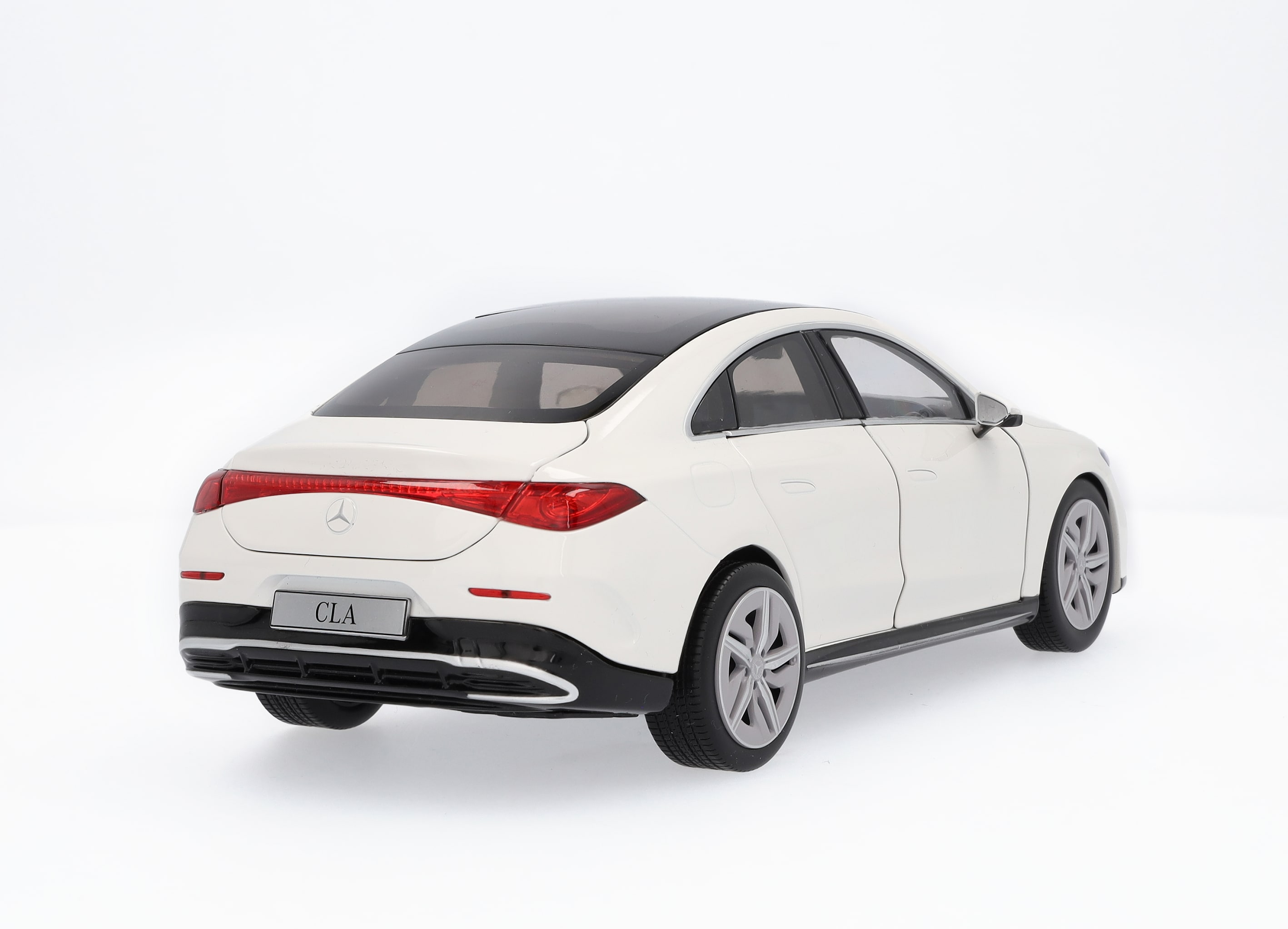 CLA Coupé, C174 - blanco polar, NZG, 1:18