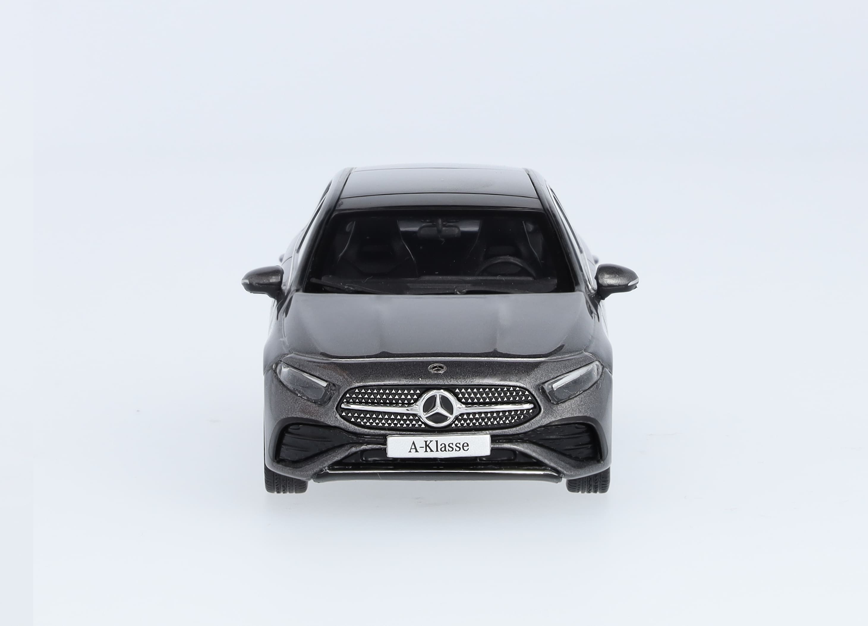 Clase A, Berlina compacta, AMG Line, W177 - gris montaña, Minimax, 1:43