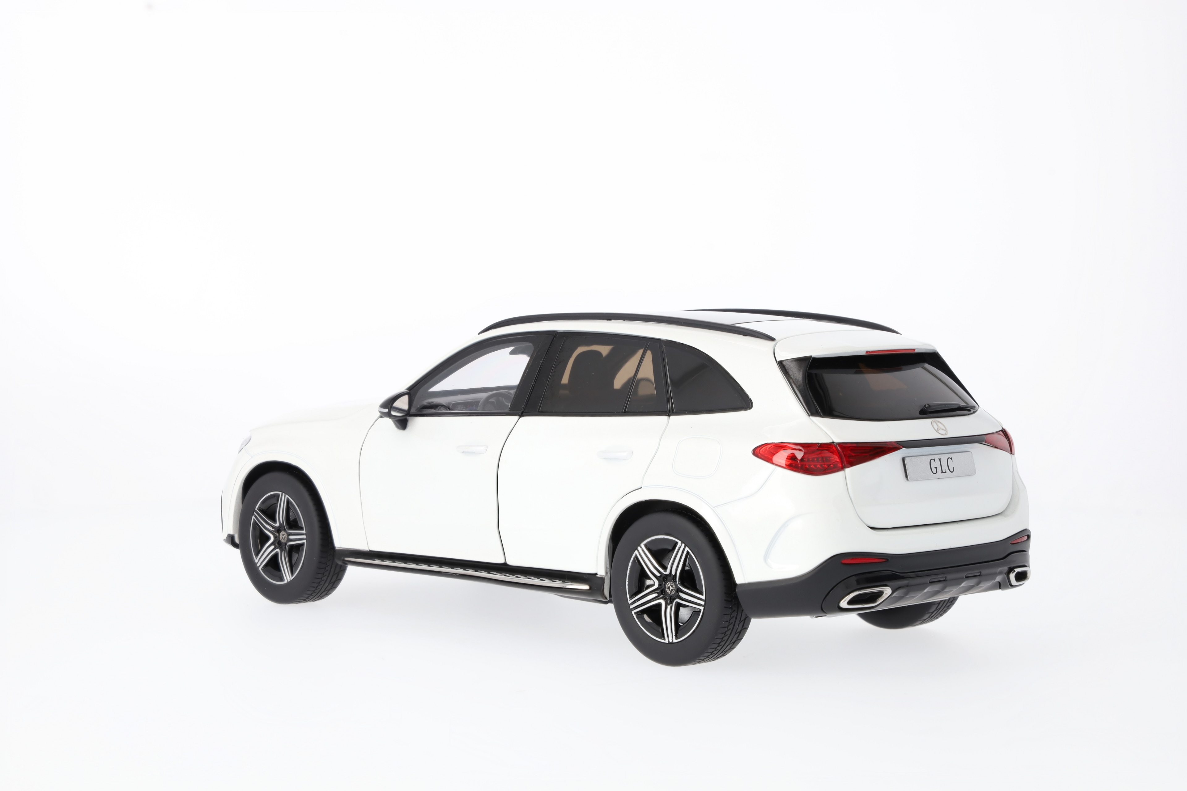 GLC, AMG Line, X254 - MANUFAKTUR blanco opalita bright, iScale, 1:18