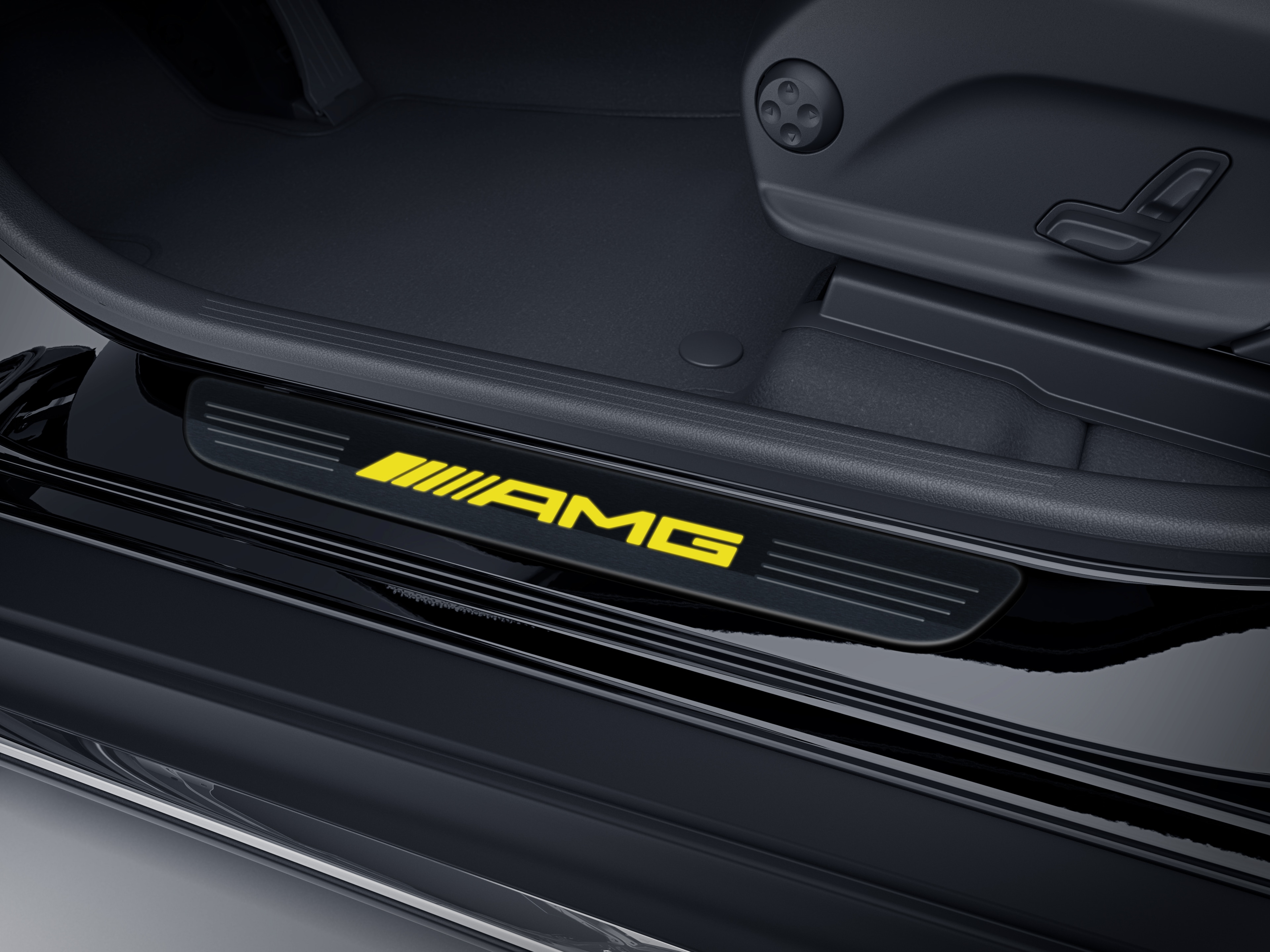 Cubierta intercambiable para listón de umbral luminoso, AMG, delante, 2 unidades - Acero inoxidable, negro / amarillo
