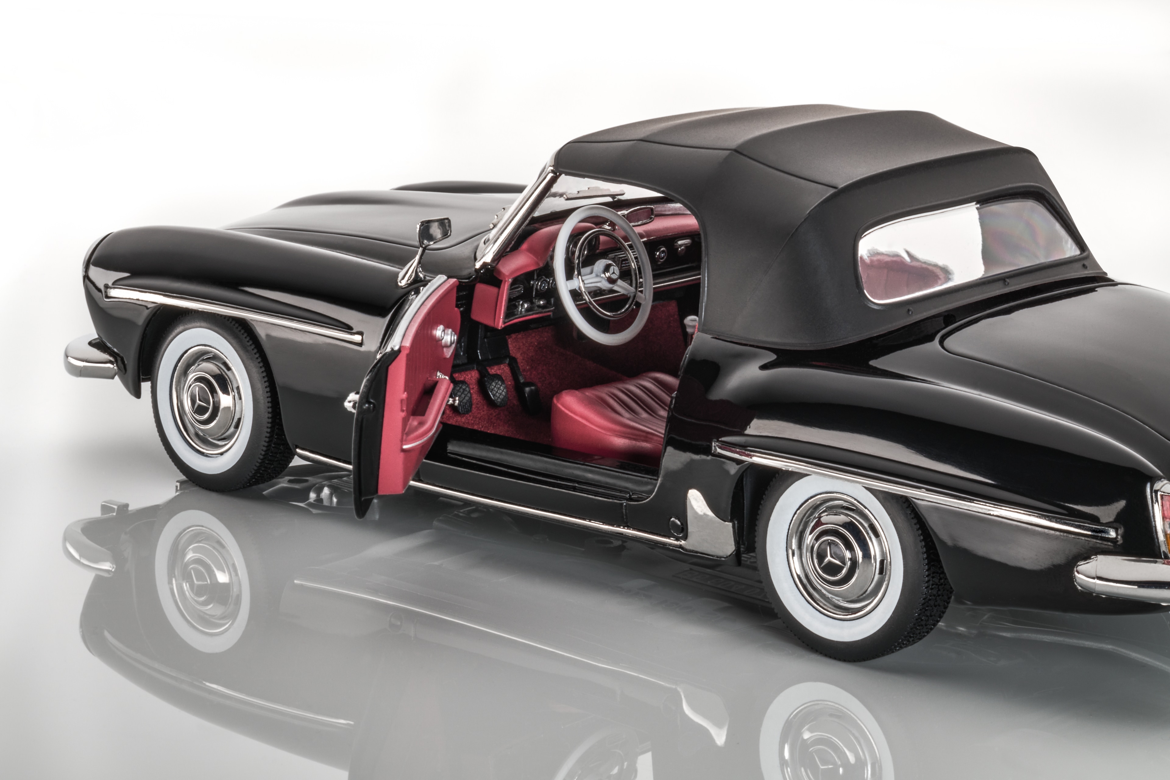 190 SL Roadster W 121 (1954-1963) - negro, Norev, 1:18